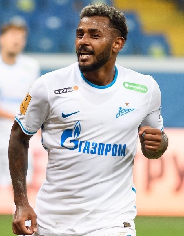 🚨🚨ATENCIÓN🚨🚨

Un directivo del 🇷🇺Zenit reveló qué Flamengo alcanzo lo €18 millones por el volante Wendel

Sin embargo el Napoli hizo una propuesta de €24 millones. La prioridad de los 🇷🇺 es venderlo al club 🇮🇹

🗞️:<a href="/venecasagrande/">Venê Casagrande</a>