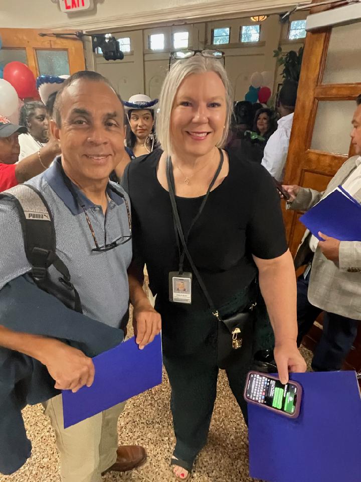 Leslie Hoagland tweet media