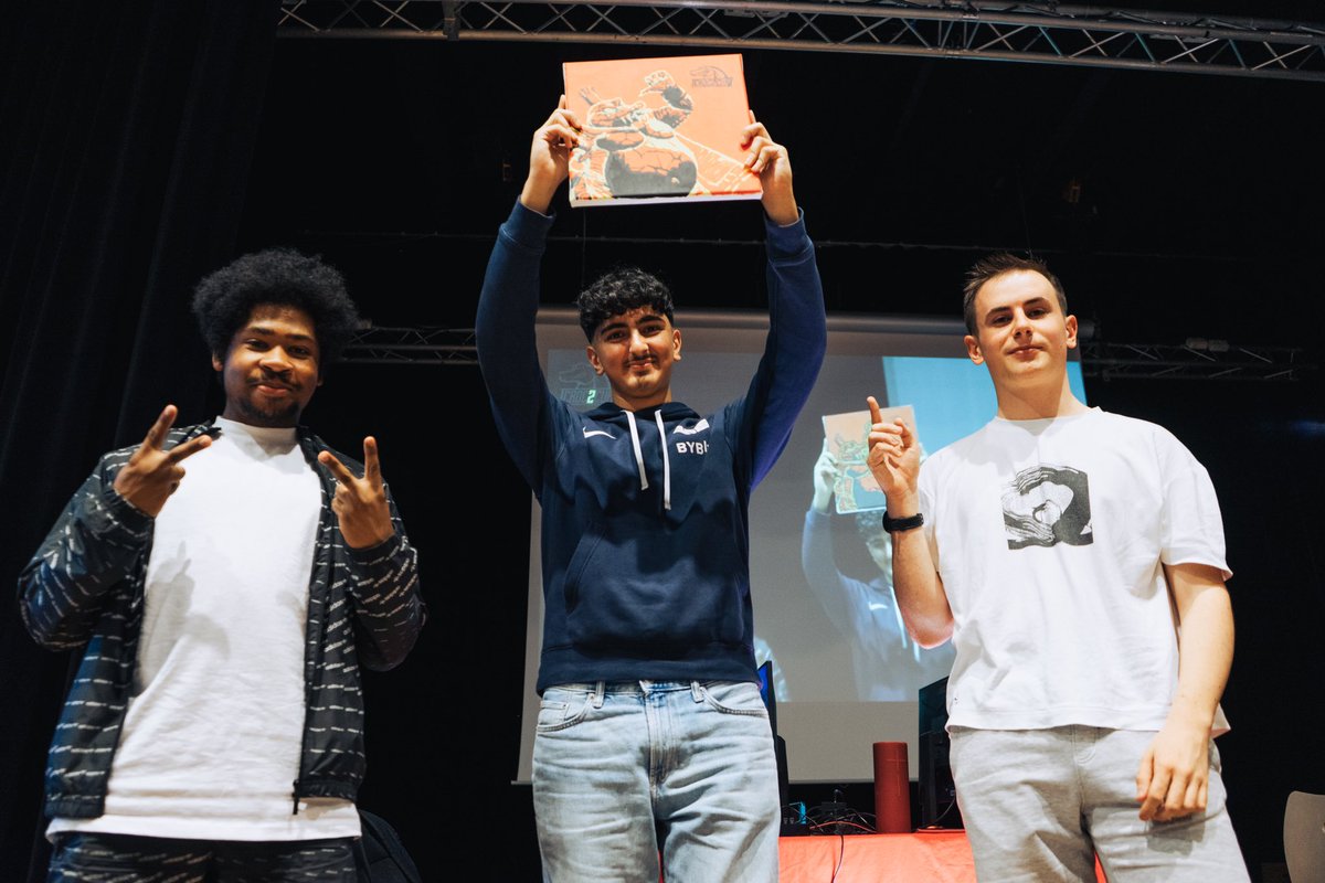 🐊 ALBUM CROCOCUP #2 🐊 

Excellent travail des TO de chez @CrocoCorporated. Le déroulement, la com, la DA, c’est un exemple de professionnalisme.
Au plaisir de retravailler avec vous !

N’hésitez pas à reXer 😹😹

(Lien en dessous comme d’hab ⬇️⬇️)