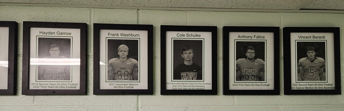 CHS_MrReynolds's tweet photo. Latest CHS Wall of Fame members! https://t.co/2dofrsycyO