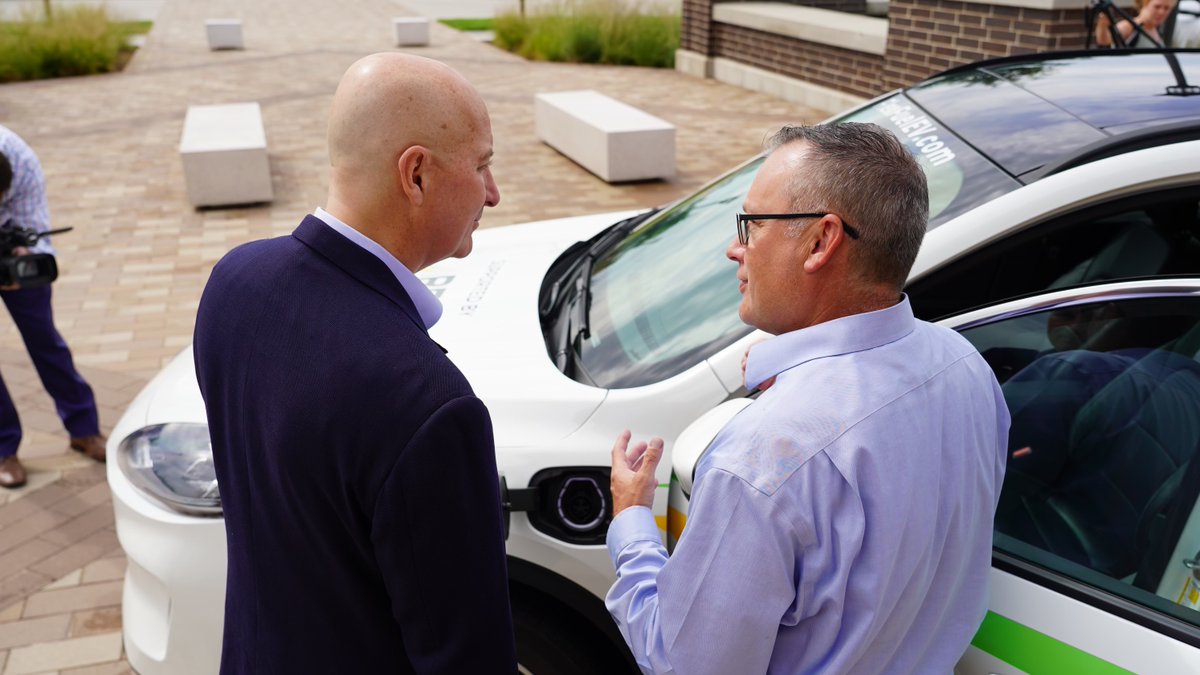SenatorRicketts's tweet photo. Ethanol saves consumers at the pump, reduces our dependence on foreign oil, and creates American jobs. Enjoyed meeting with @NE_ethanol &amp; other stakeholders to discuss my Flex Fuel Fairness Act. https://t.co/XnLZNekf6e