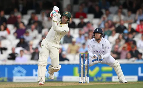 ThePapareSports's tweet photo. England beat Australia by 49 runs in the fifth and final Test of The Ashes series at The Oval to square the series 2-2, but Australia retain the Ashes.

ENG – 283 &amp; 395
AUS – 295 &amp; 334

#Ashes #ENGvAUS

More 👉 https://t.co/ZG1U0JTRQy https://t.co/oWGMQnE0HR