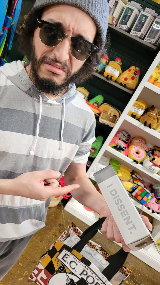 blummis1's tweet photo. Bought my son a toy https://t.co/BJQIbHnWBb