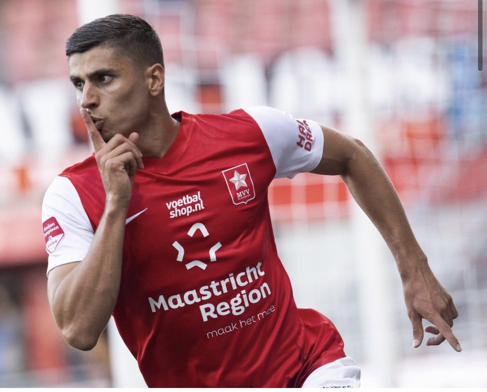nl_inside's tweet photo. 🎖️ #Excelsior wil een nieuwe spits aan de selectie toevoegen na vertrek #Kharchouch. Hierbij denkt de ploeg van Marinus Dijkhuizen nu aan Koen #Kostons van #MVV. https://t.co/ojczxJxJBg