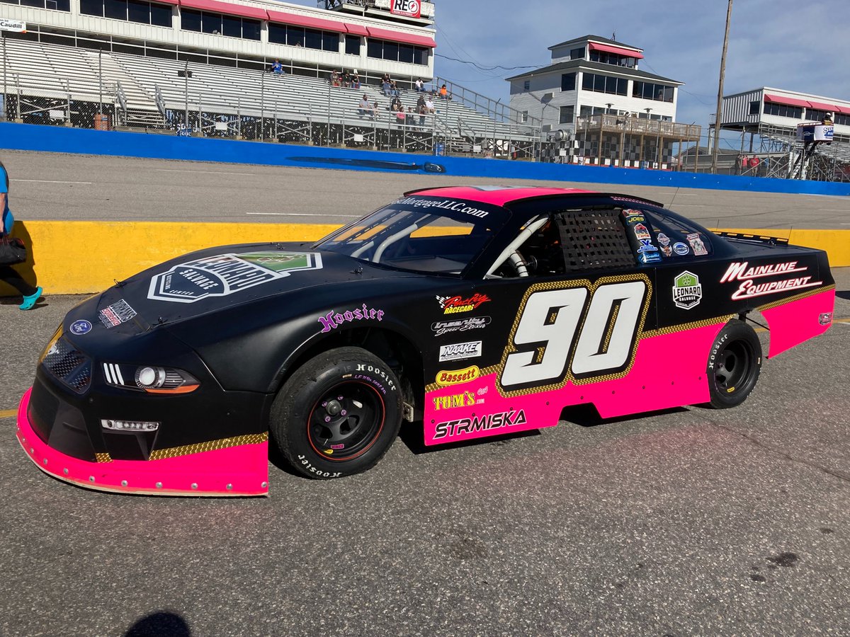ShortTrackPics's tweet photo. Robert Strmiska
Lexington, NC 
Mini Stock 
Thanksgiving Classic 
Southern National Motorsports Park 2022

#MiniStockMonday https://t.co/zdX0EY8JLy