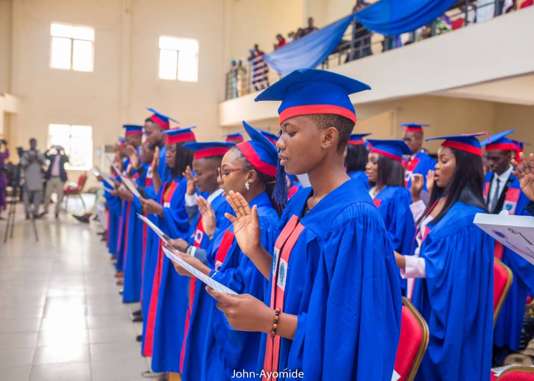PorhazForgot's tweet photo. July dump?

God did it!

Distinction in
Pharmaceutical Microbiology
Pharmaceutics &amp; Industrial Pharmacy
Pharmacology &amp; Toxicology
Pharmacognosy

Best Graduating Student in Pharmaceutical Microbiology

Overall Best Graduating Student I

ABIONA, Damilola Peace (B.Pharm UI, MPSN) https://t.co/GQff1nukq1