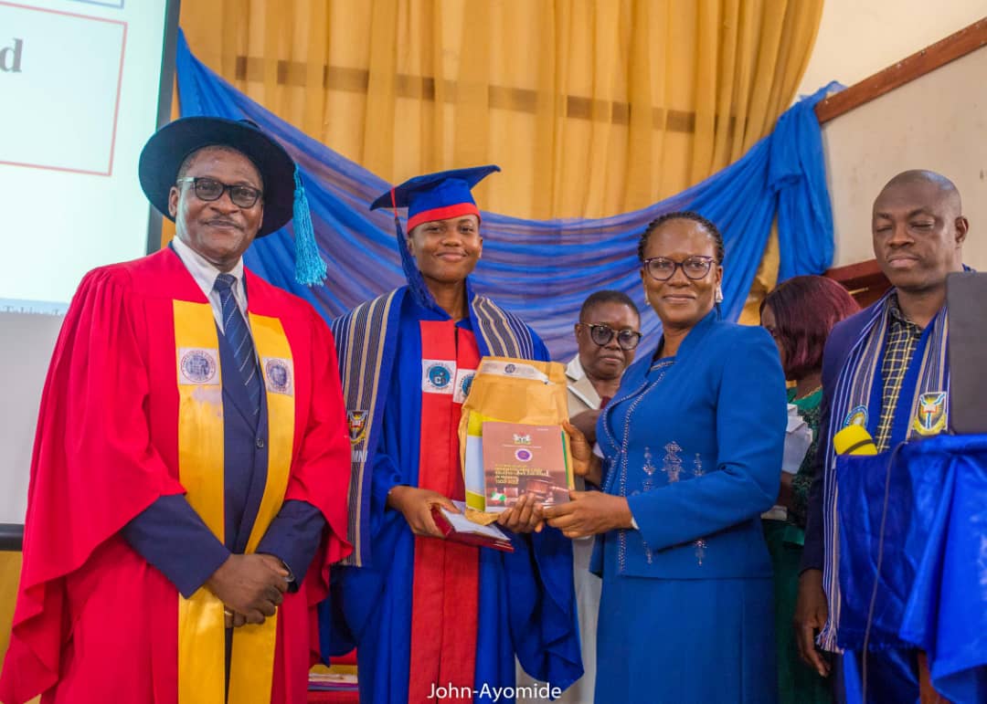 PorhazForgot's tweet photo. July dump?

God did it!

Distinction in
Pharmaceutical Microbiology
Pharmaceutics &amp; Industrial Pharmacy
Pharmacology &amp; Toxicology
Pharmacognosy

Best Graduating Student in Pharmaceutical Microbiology

Overall Best Graduating Student I

ABIONA, Damilola Peace (B.Pharm UI, MPSN) https://t.co/GQff1nukq1