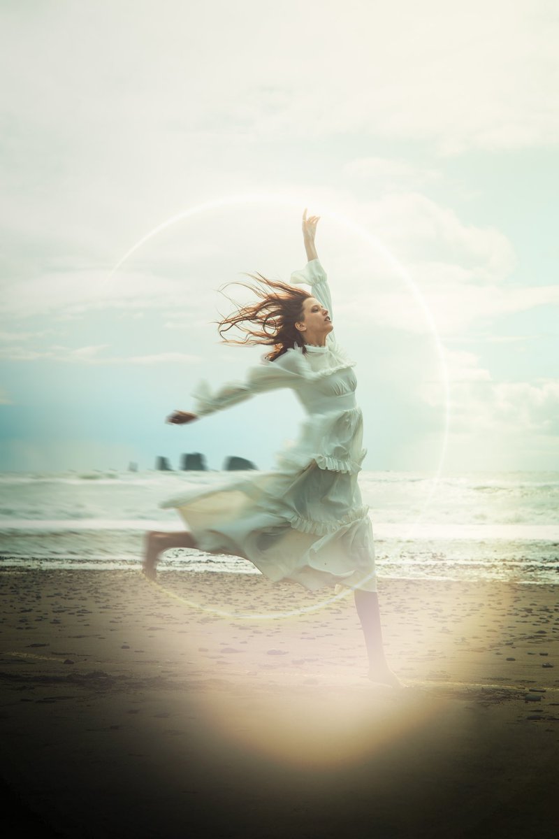 jubbishjay's tweet photo. MIDSOMMAR DROPS THIS WEEK

a collection of 15 photos on Foundation, chronicling the journey of self discovery through both joy and pain. been working on this for months. 

full preview coming tomorrow 🤍 https://t.co/gXptRjRmeT