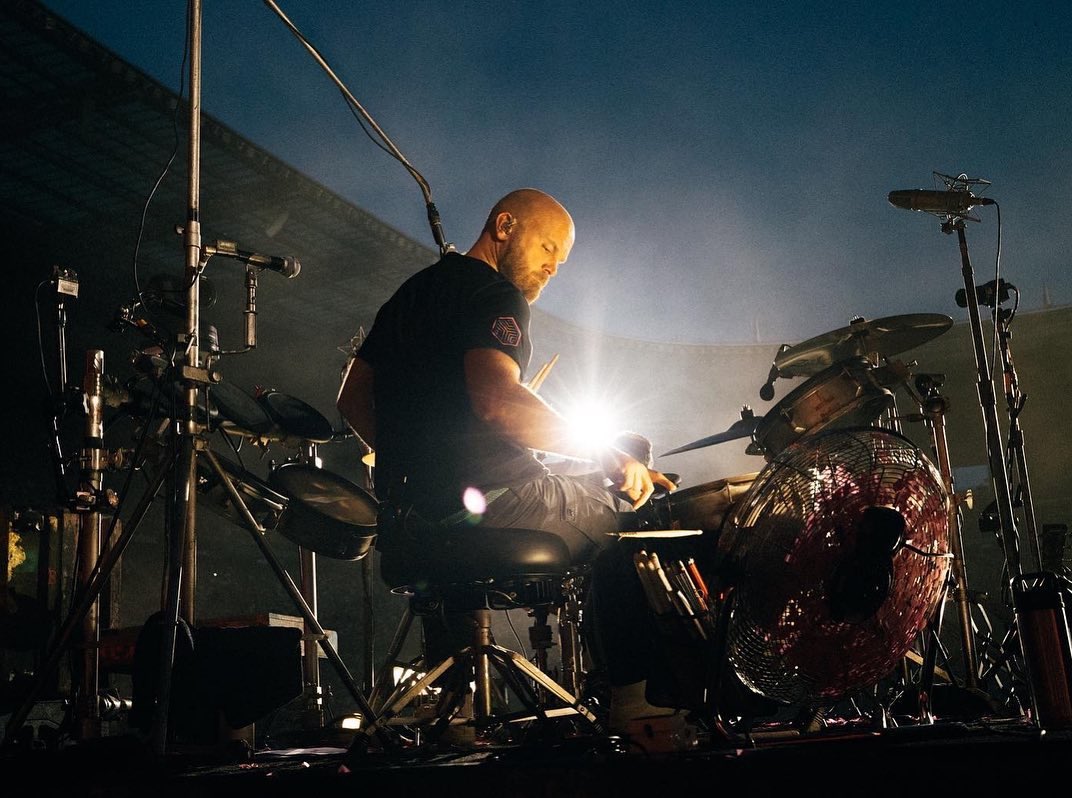 coldplayfiles's tweet image. happy 45th birthday to Will Champion!