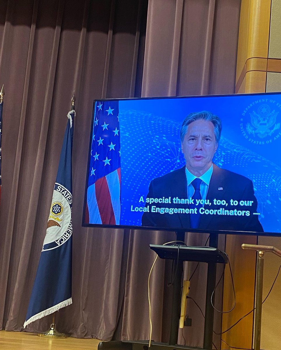 NisreenDb's tweet photo. I am honored to be supporting the @LegacyIntl  by coordinating the @TechGirls program.
This year I had the pleasure to speak at the "Women's Wisdom Panel" and share experiences with leaders from the United States and girls from the MENA, Asia, and Europe regions
#womeninsteam https://t.co/dnjuqNd2sl