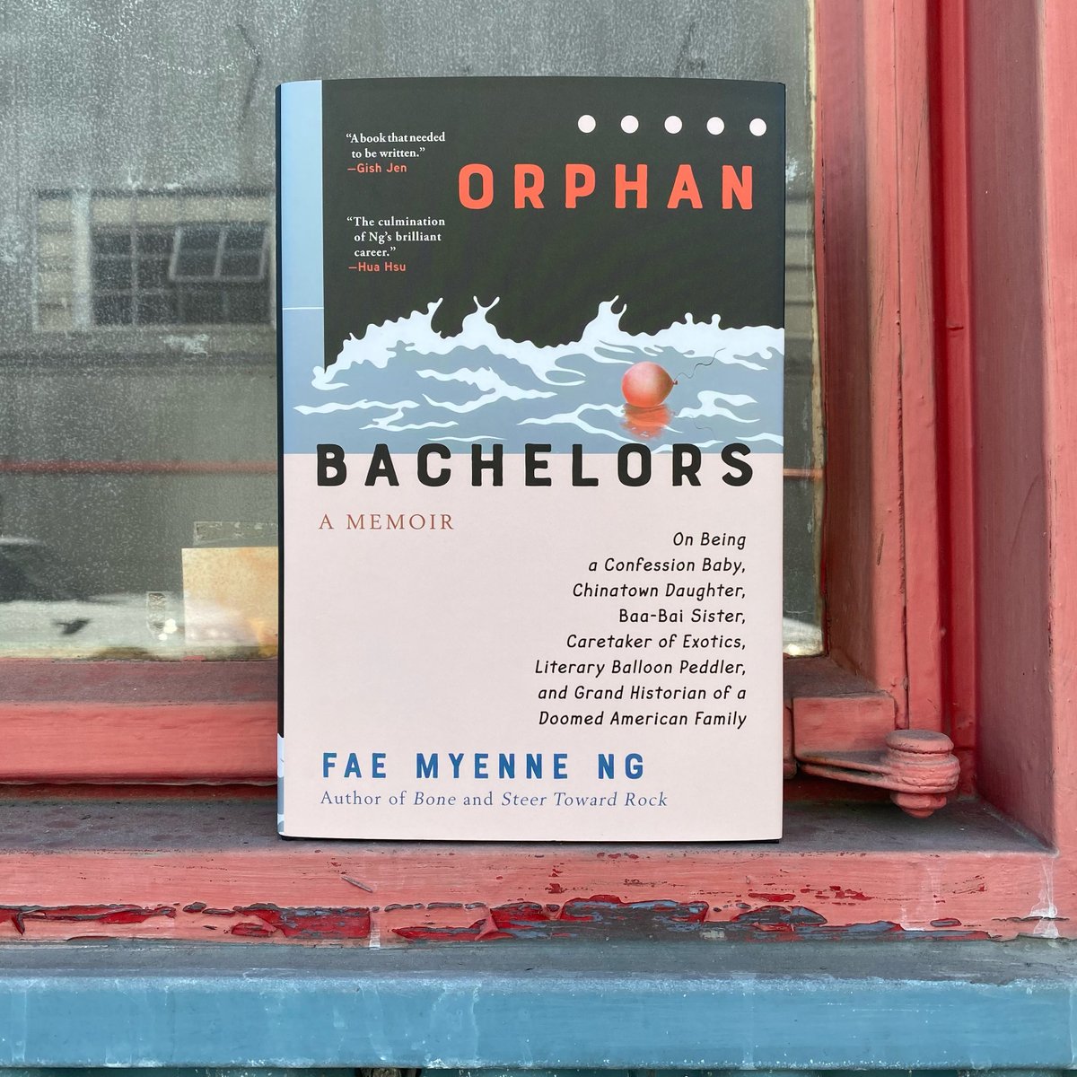 Bestselling author Fae Myenne Ng’s Orphan Bachelors (@groveatlantic) is an extraordinary memoir of her beloved San Francisco’s Chinatown and of a family building a life in a country bent on their exclusion. Hear more at #VWF2023. writersfest.bc.ca/reading-list-2…