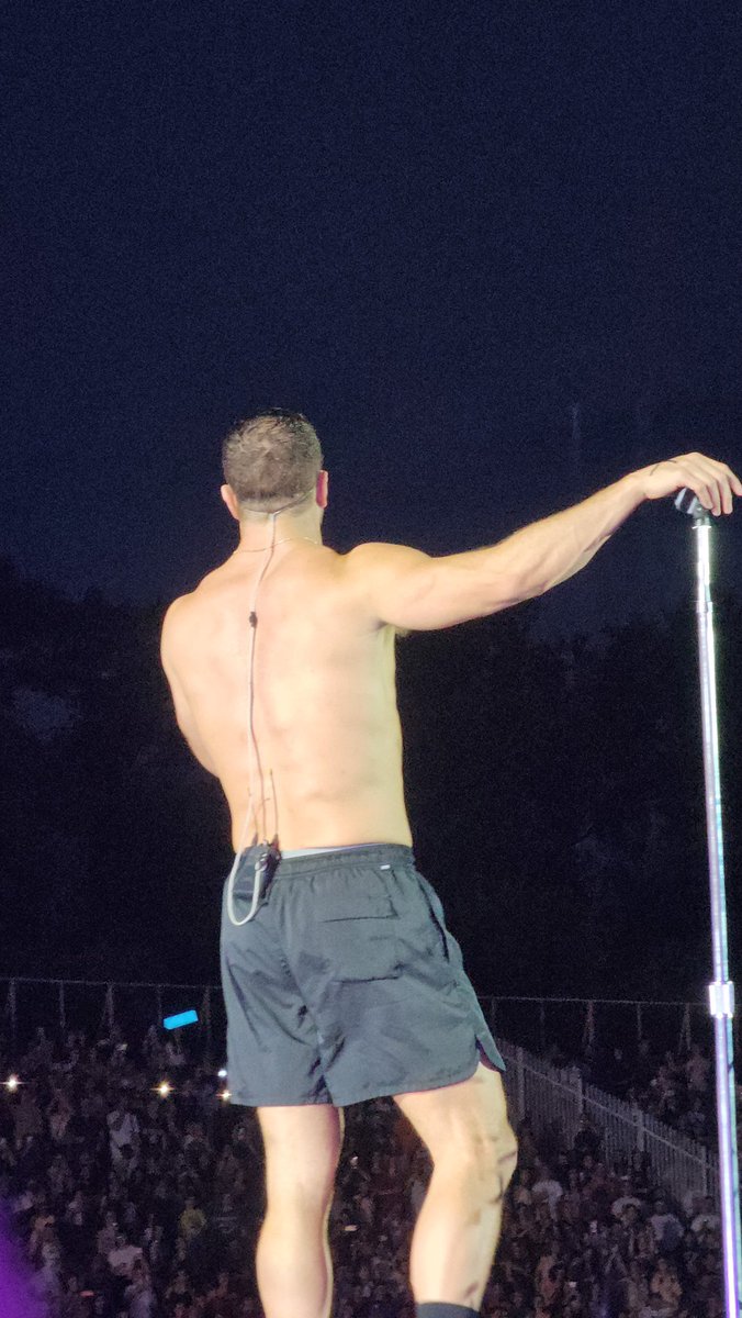 sheilanukaj's tweet photo. Imagine Dragons during their concert in Sofia, Bulgaria ❤️ https://t.co/EAynBbAvGE