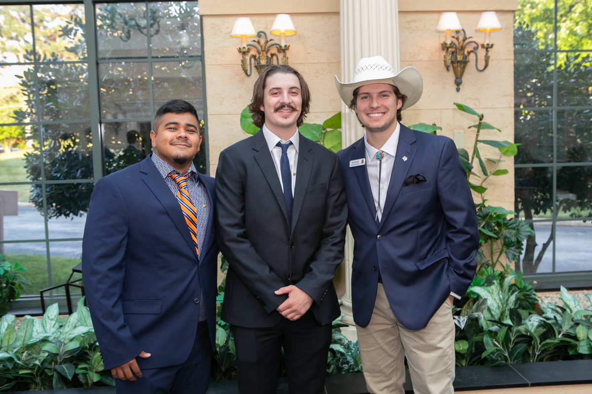 Kappa Delta Rho tweet media