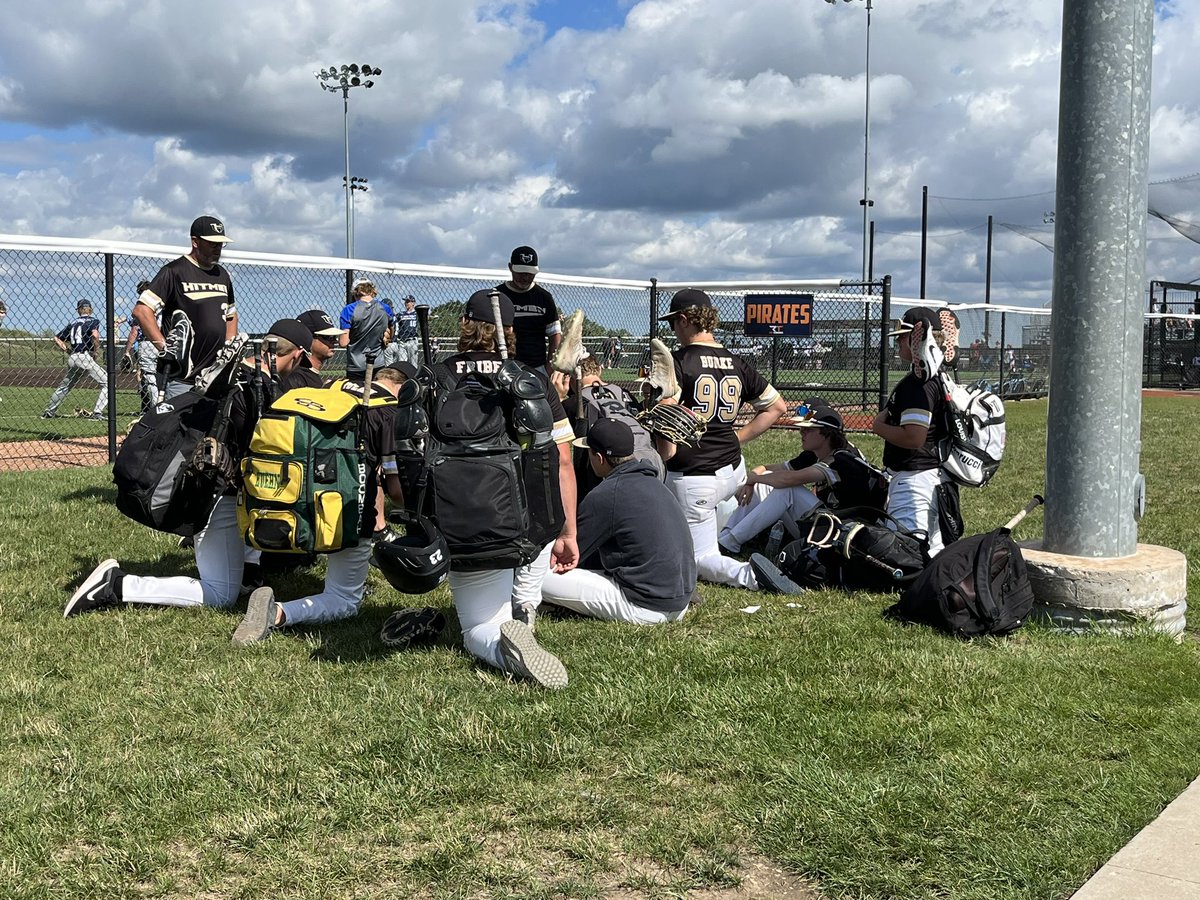 WIHitmen's tweet image. That’s a wrap on the Hitmen’s season! 1️⃣6️⃣-7️⃣ record. Thank you coaches Frelich, Sand, and Klein for your dedication and passion for the game! Thank you Ms. Hoffmann for your amazing photos! Our athletes rep Preble-NDA-Kimberly-Mishicot-NEW Lutheran! Thanks for following! ⚾️ ✌️