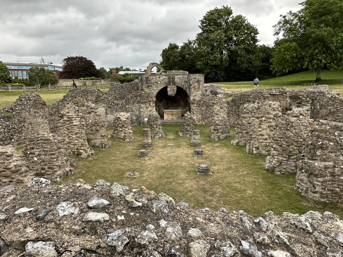EmilyHeimerman's tweet photo. 📍 St. Augustine’s Abbey, Canterbury, UK https://t.co/iQuxthcwde