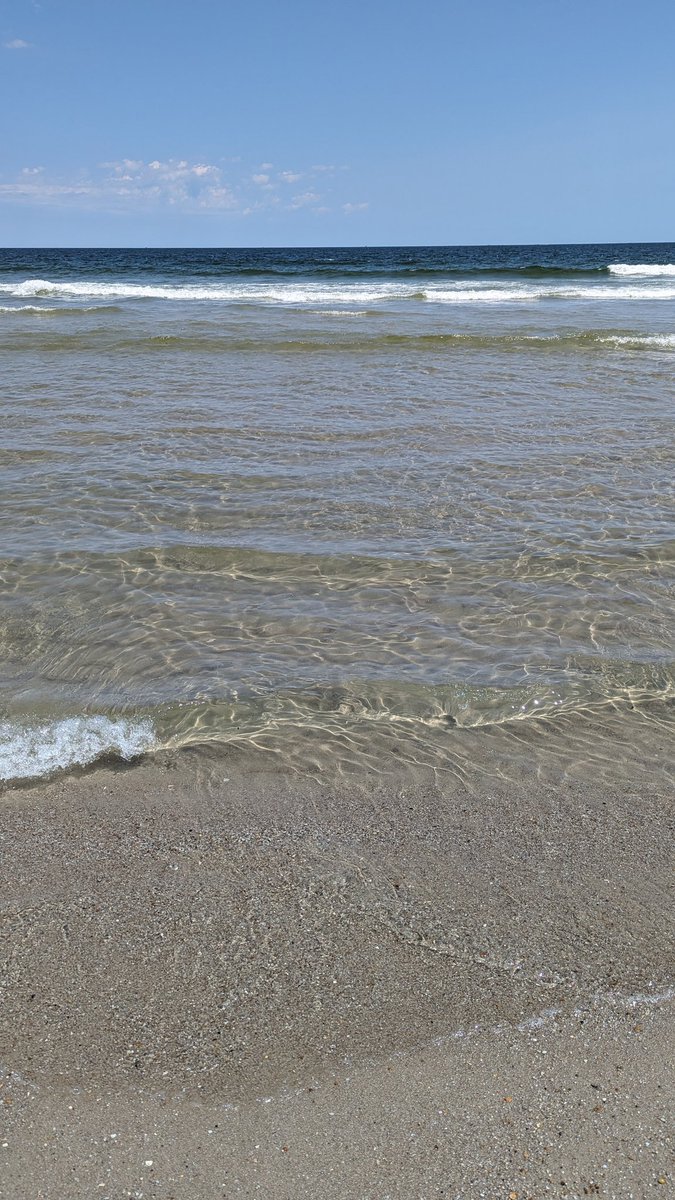 The calm before the August #edtech /#IT storm. Happy installing, upgrading, updating, enrolling, deleting and moving to all of my K-12 edtech IT friends.