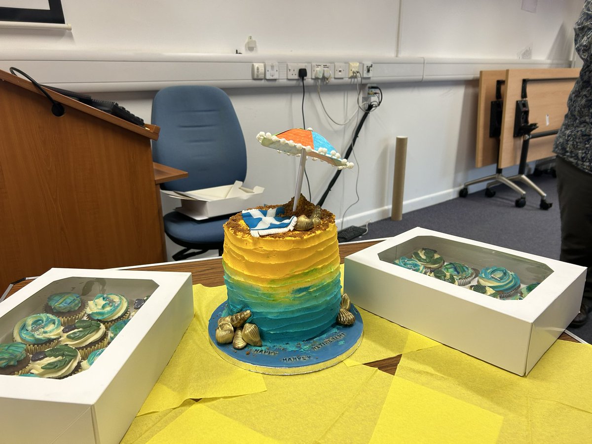 Paula Hull tweet media