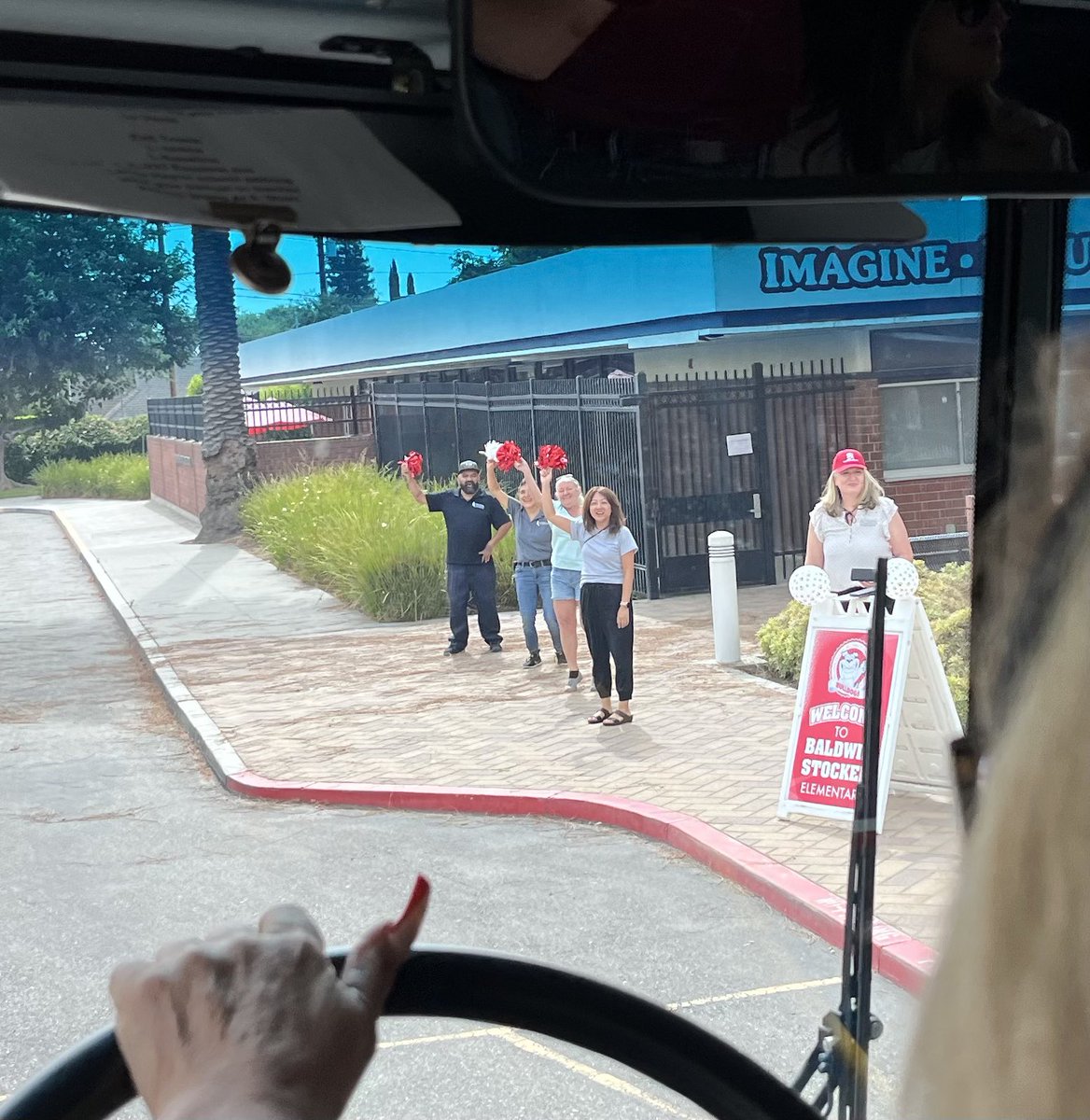 Leigh Chavez tweet media