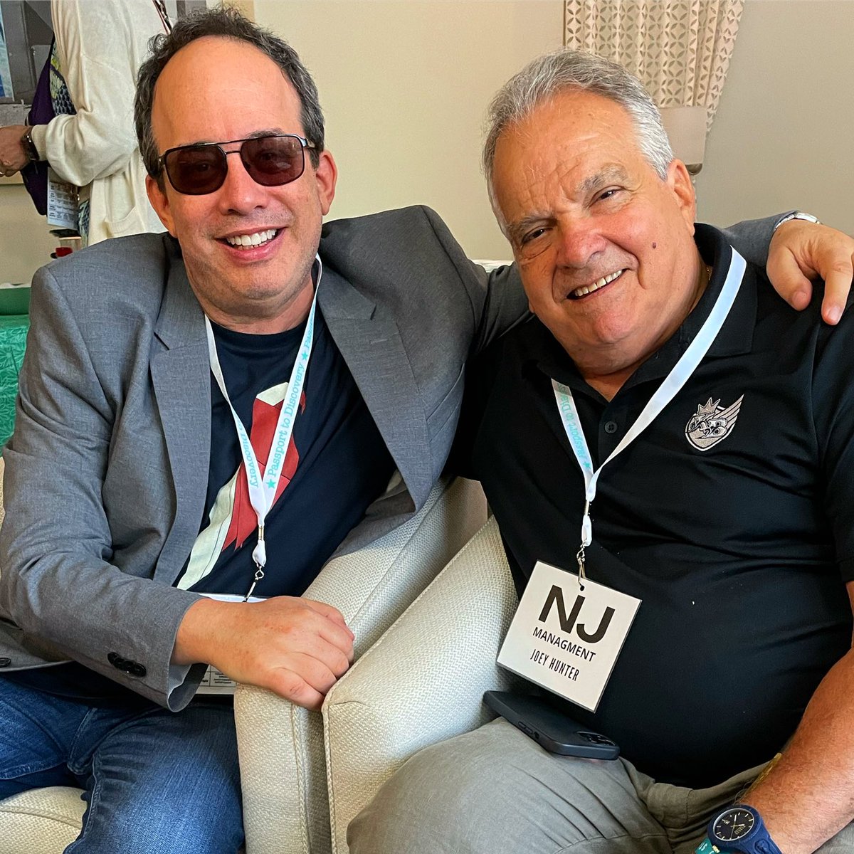 michaeljaysongs's tweet image. Breakfast with the amazing Joey Hunter, original owner &amp;amp; former president of ⁦@FordModels⁩ ! I can listen to his stories for hours. #JoeyHunter #FordModels