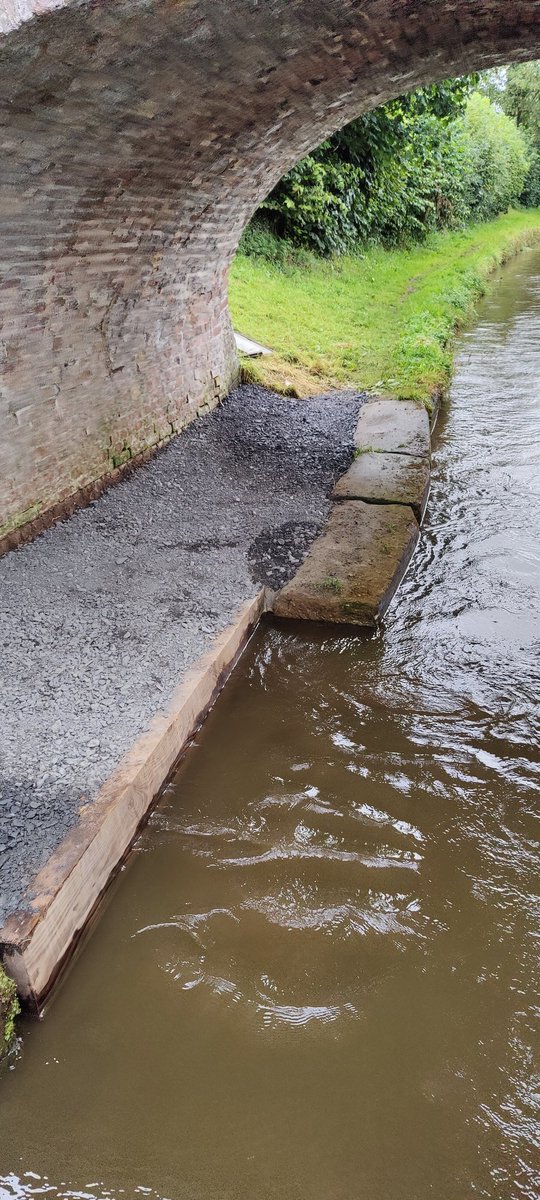 Just taken photo of the repair and up pops email- Bridge 1 Hurleston Bridge on the Llangollen Canal #crt #canal