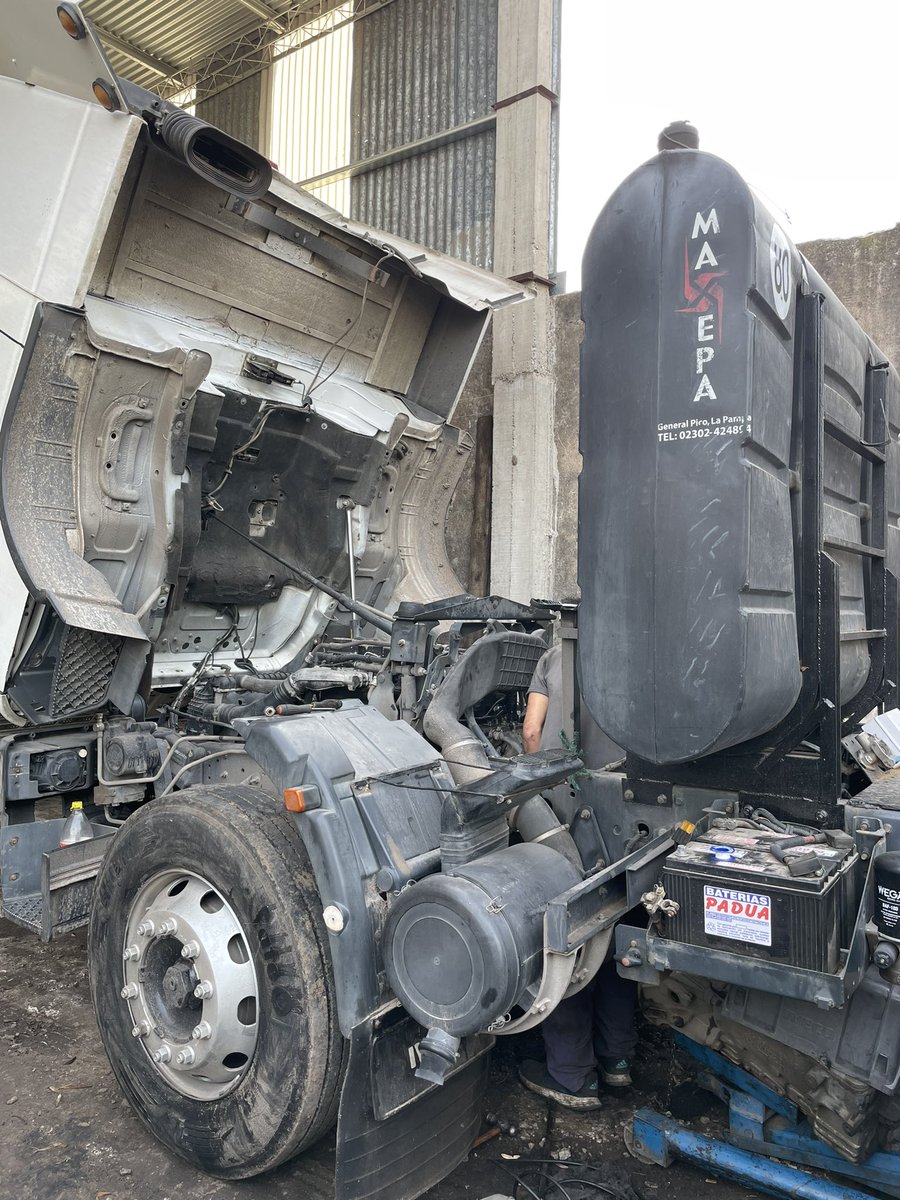 mrts83's tweet photo. 🚛 No fium #Lunes #Transporte https://t.co/yWZRMMpU7K