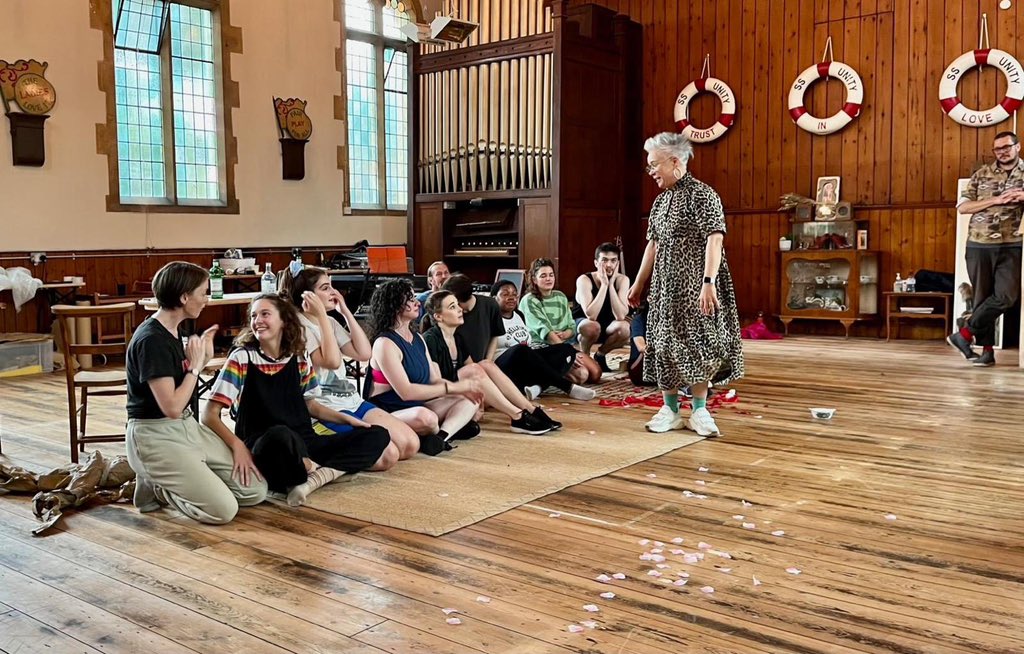 Beth Burrows tweet media