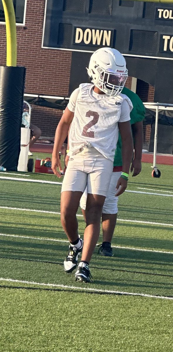 Freshman SZN ⏳#TheLew 
@LHSFball