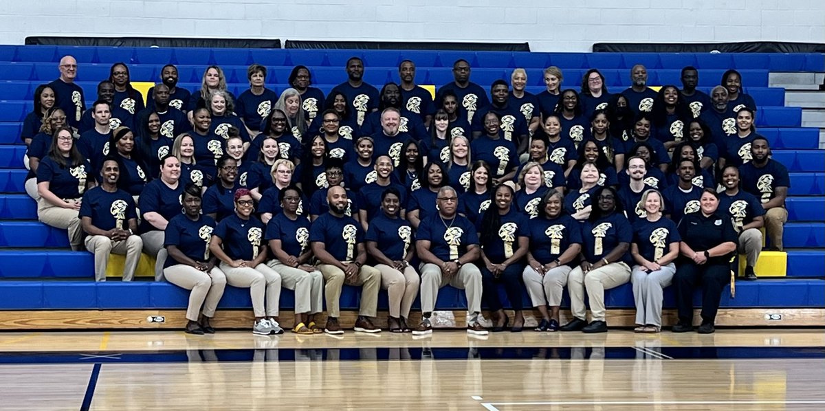 Dr_Douglas_CGHS's tweet photo. Start of another amazing school year with an amazing group of educators and support staff! #EagleStrong https://t.co/pSqBAtubyS
