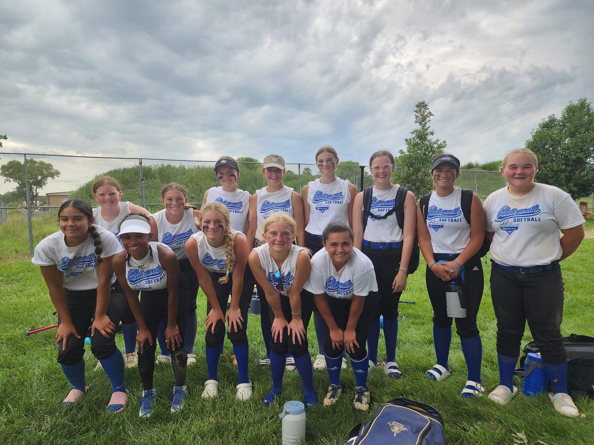 This past weekend our freshman, sophomores, and a few 8th graders played on the freshman state tournament. They went 2-2!