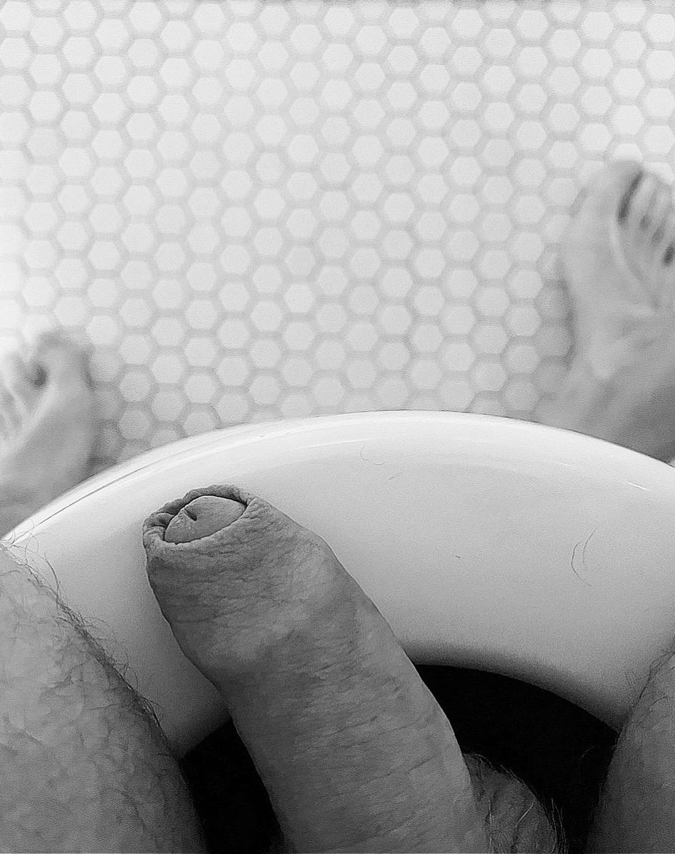 hubby_d's tweet photo. Love a Monday random shot. His dick is so suckable. https://t.co/HSDZc66ner