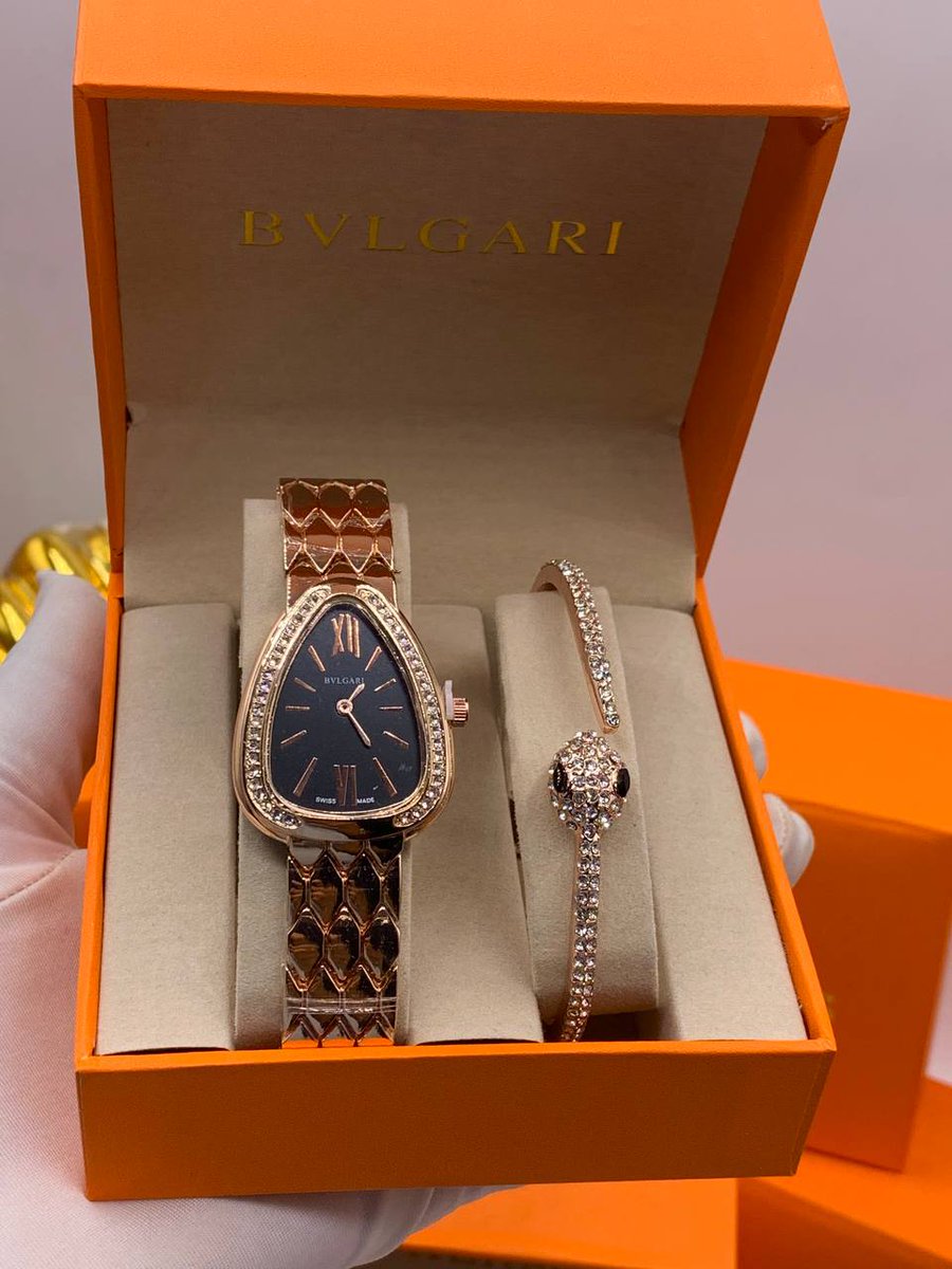 ZGRAND_A's tweet photo. Welcome to August!

For the next week, you can get 5% off all of our watches. 🙌 Simply use the code "NEWMONTH08" at checkout to get the discount.

We hope this special offer brings a smile to your face and some new wrist bling to your life!

©ZGRAND

#wristwatch #august #fashion https://t.co/9eUdikI3Ts