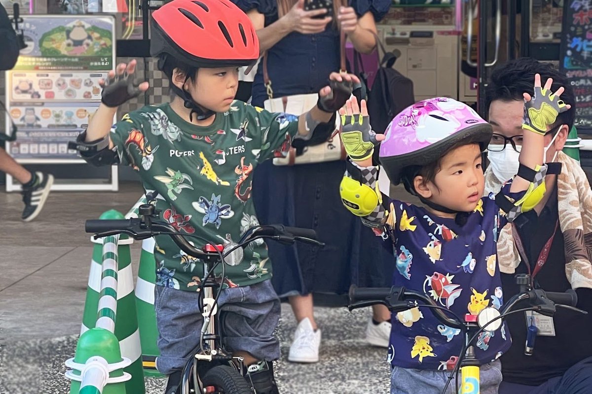 cycleolympic's tweet photo. 【#サイクルオリンピック平塚湘南シティ】
先日開催しました
めざせ!自転車マスター
はじめての自転車教室
の様子をレポート🚲☀️!
こんな練習をしていました
詳しくはこちらを☑️
https://t.co/g9oucRpKxs
#自転車教室 #平塚 #キックバイク #dbike #自転車チャレンジ #自転車デビュー #夏 #夏休み https://t.co/Av9vW3w3Of