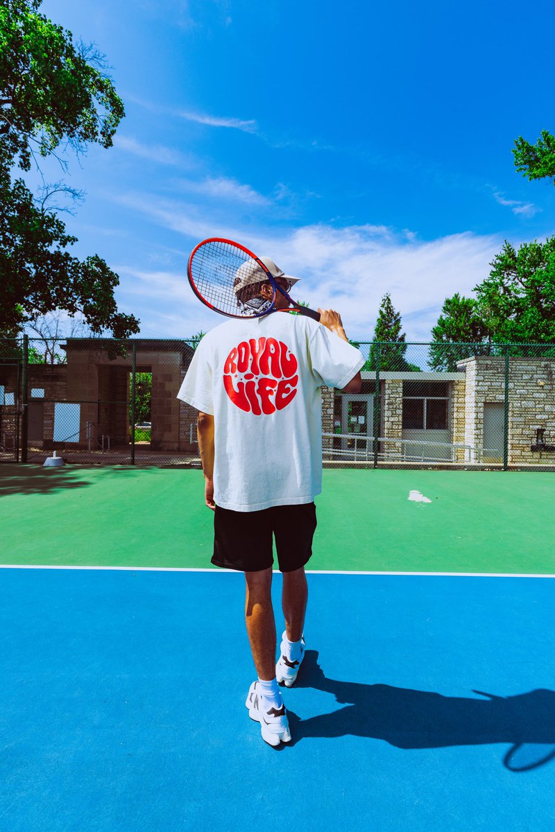JaelinCollier's tweet photo. Life is like tennis🎾

@RoyalLifeShop Summer Campaign 

photo+cinematography: @JaelinCollier 
directed+edited+starring: @TheXFilmXLord https://t.co/EVXq3KE7pX