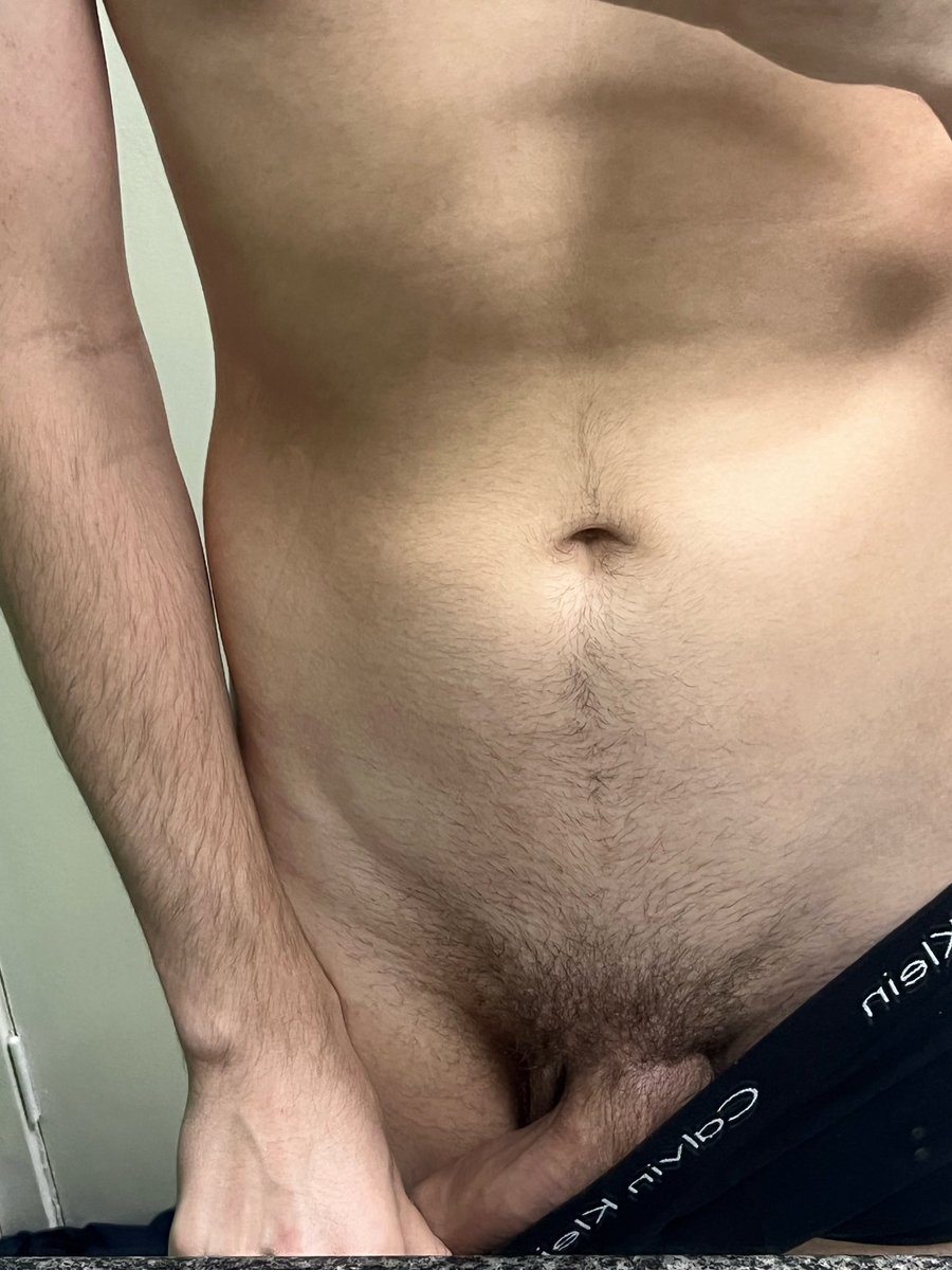 Indo para o banho e me deu um tesao da poha 😈