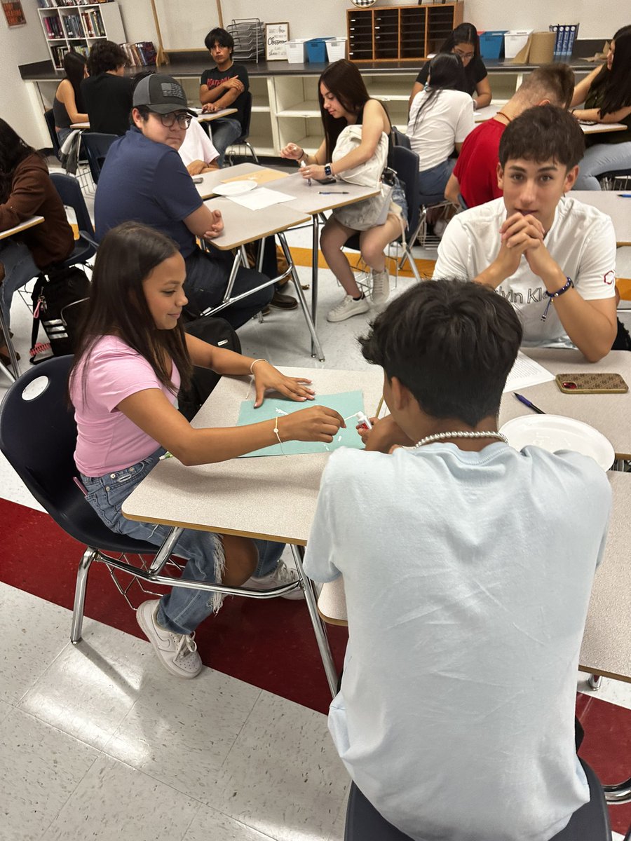 Carr254's tweet photo. Ms. Nevarez and I are building a foundation of kindness and respect in our English II classroom @Eastlake_HS. Thank you for the icebreaker idea @ashleyhernande_ ! #GreatnessOnTheHorizon #TeamSISD https://t.co/WhVoi5zUHb