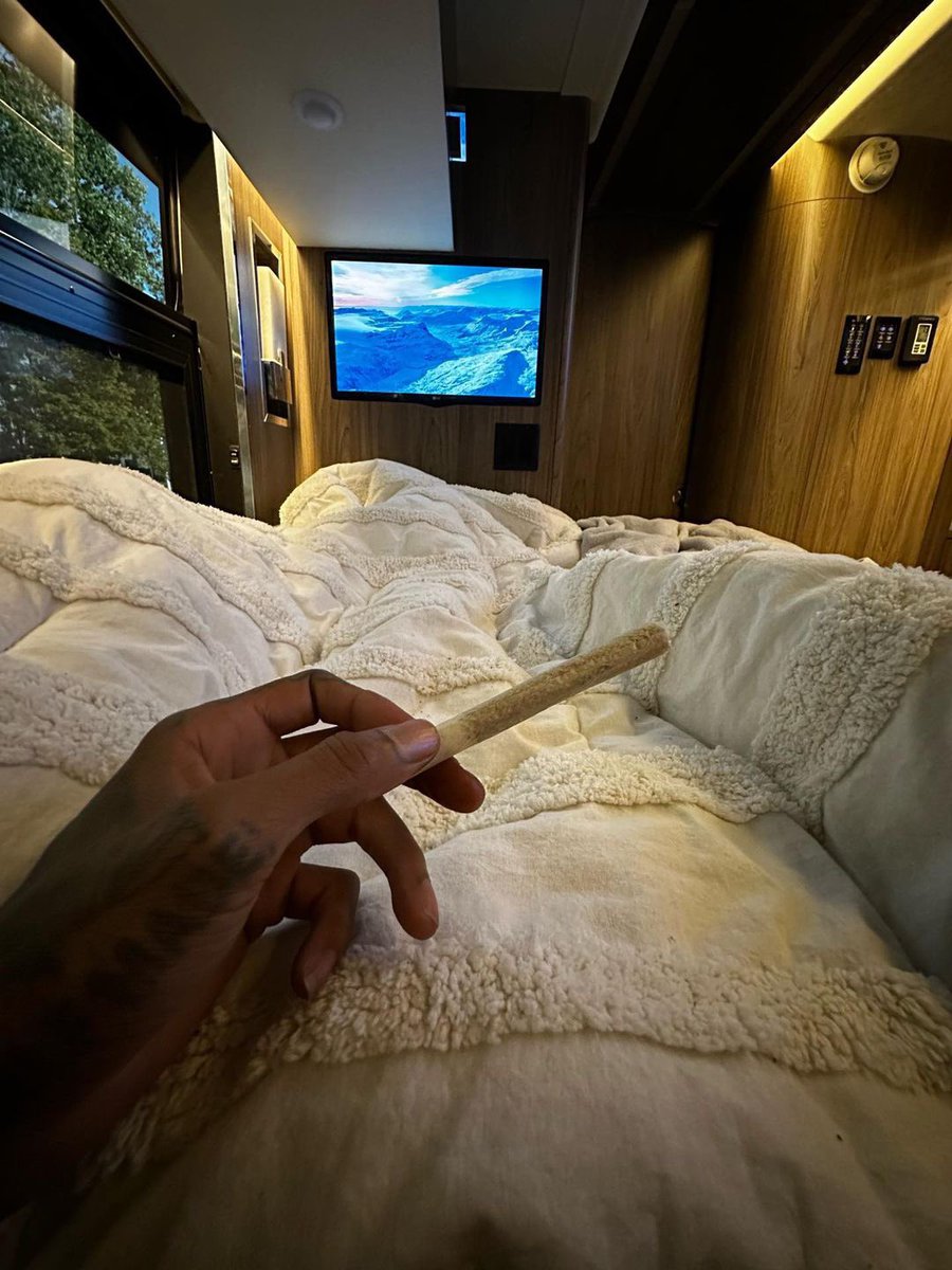 Jumbo jet.