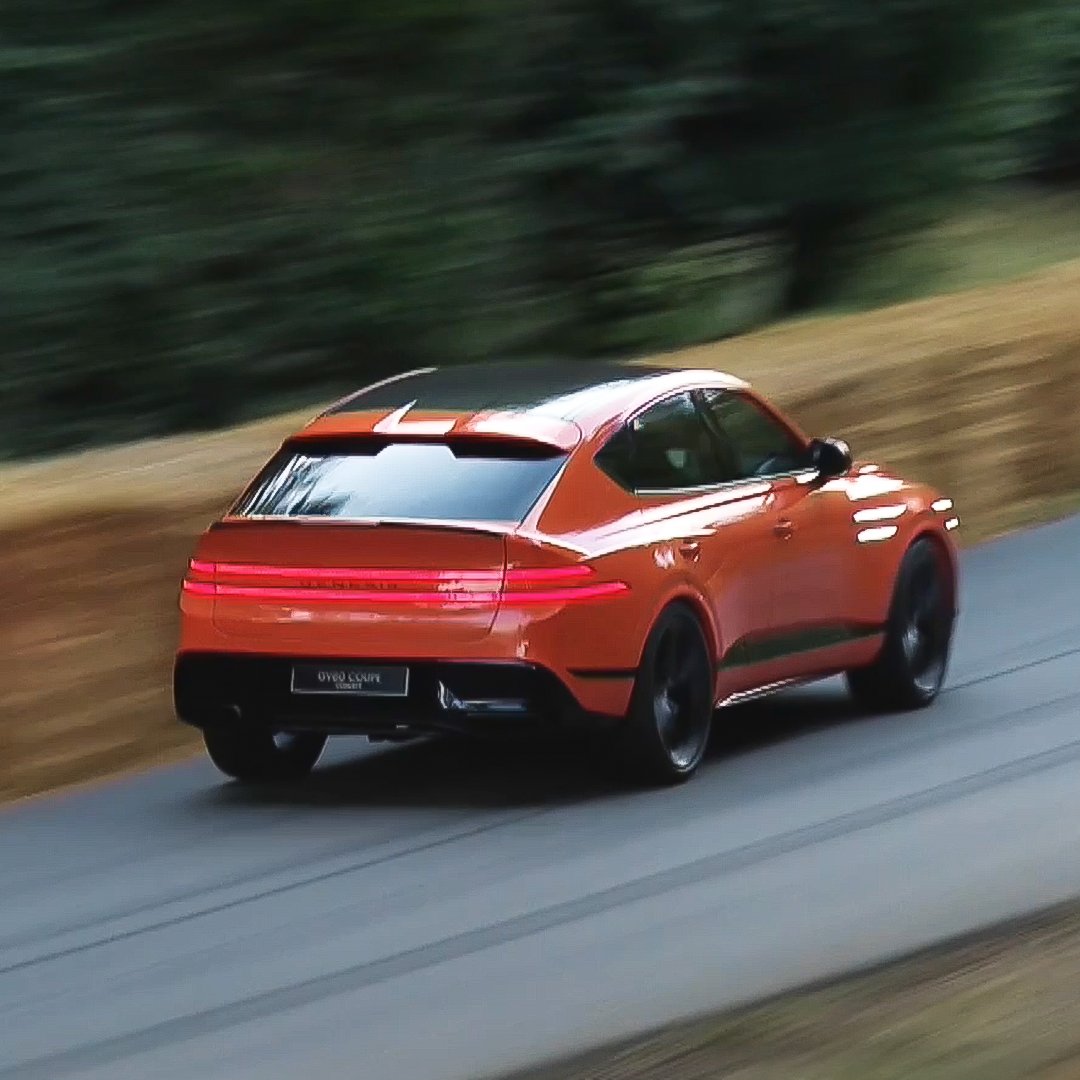 GenesisMotorsCA's tweet photo. Le concept Genesis GV80 Coupe a été présenté officiellement lors du Goodwood Festival of Speed 2023 et a effectué la légendaire montée Goodwood. 

Sa puissance et ses performances donnent le ton et nous sommes impatients de voir la suite.

*Véhicule concept montré. https://t.co/yWsJ9exoGp