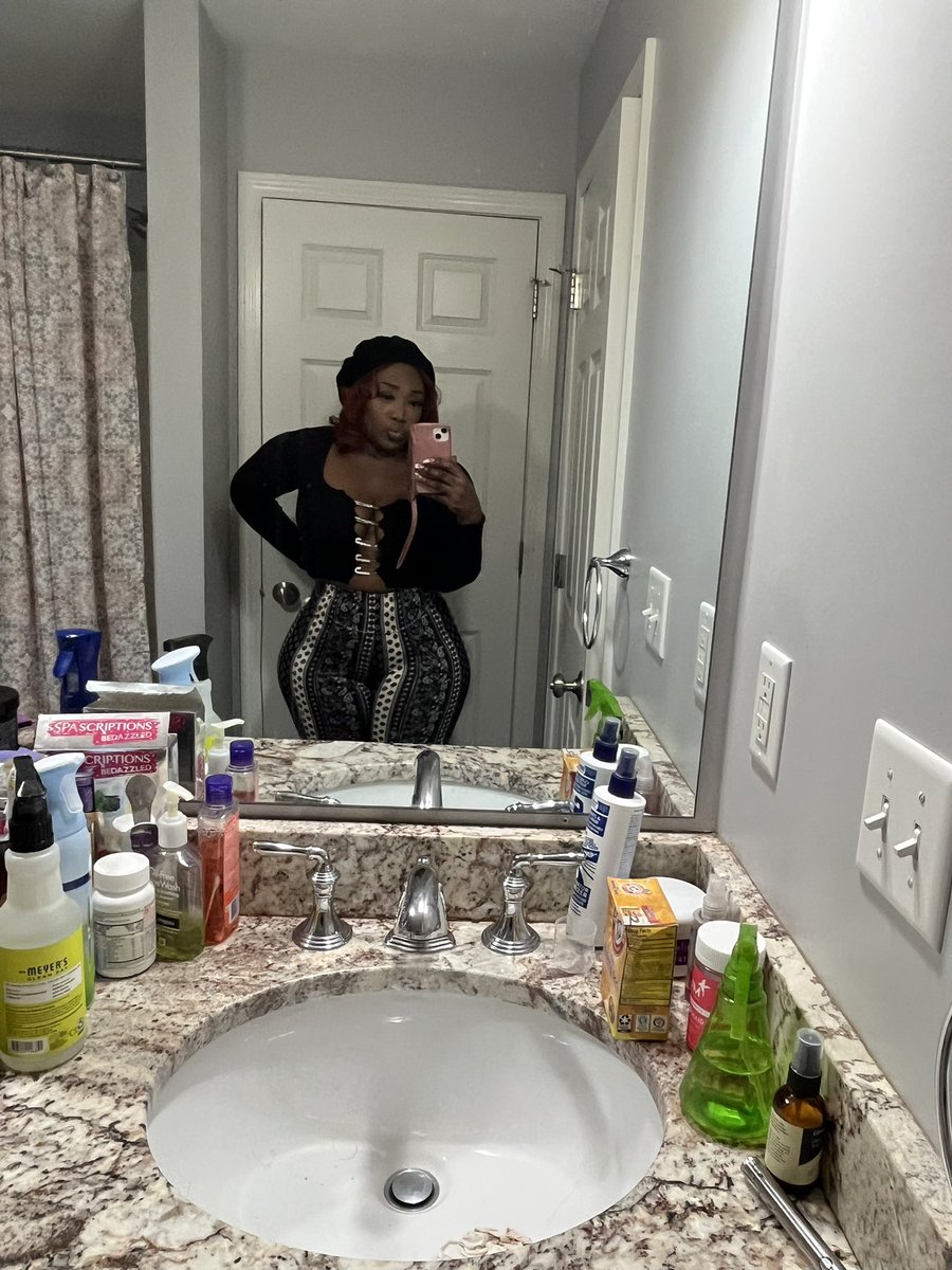 SierraChanttel's tweet photo. 🖤 https://t.co/231Enf0T9m