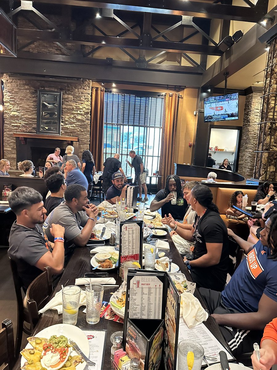 Coach_Griffin_'s tweet photo. Day 1 of season 10 starts tomorrow!!! 

Extremely grateful for this opportunity to coach these young men!

My $AVAGES My $AVAGES 

#210TriangleOfToughness 

#RunTheRock https://t.co/mY5tPQYq7b
