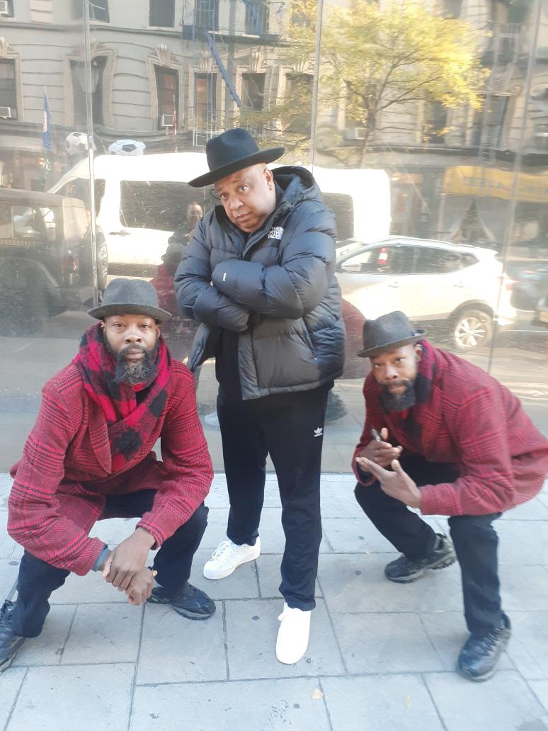 THE TWIN TOWERS. tweet media