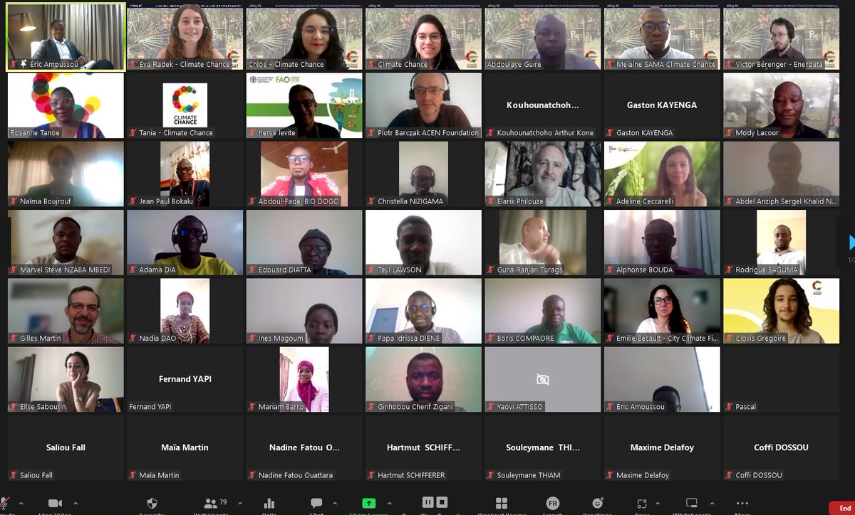 Fadelbiodogo's tweet photo. Fin du cycle de l'eMag de l'année 2023!
#TimeToAct #YouthForClimateAction #eMag
#ClimateChang Heureux de prendre part aux rdv mensuels dédié à l'action climat en Afrique 🎉💯..
Les questions d'enjeux climat et biodiversité dans les territoires en #Afrique ; ⤵️ https://t.co/p3oB1tYfl1