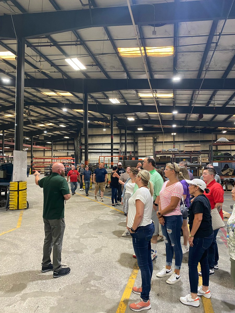 Deanna Hawks tweet media