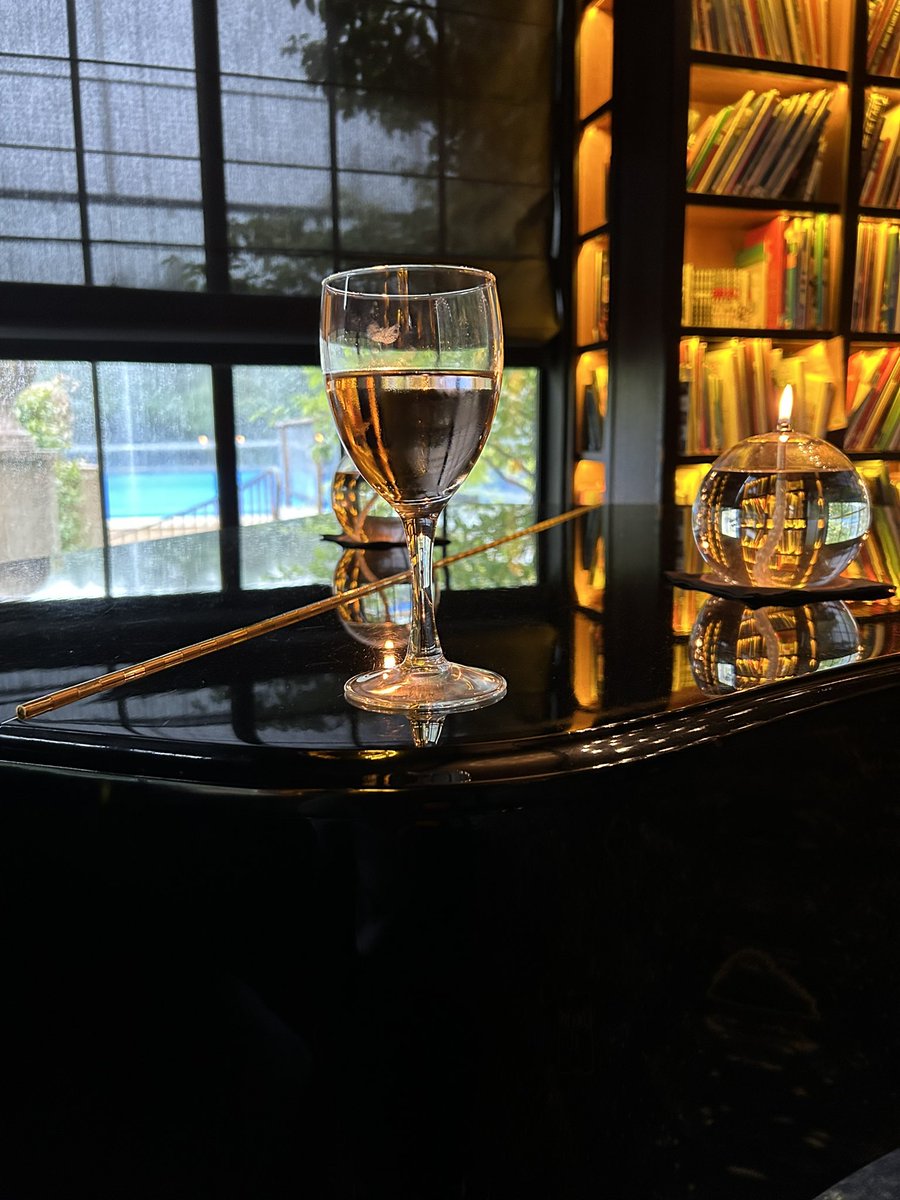 After one day at Magnonics 2023 in northern France, the most common conversation with my European colleagues is still how badly Brexit is going 🥲

#BrexitReality