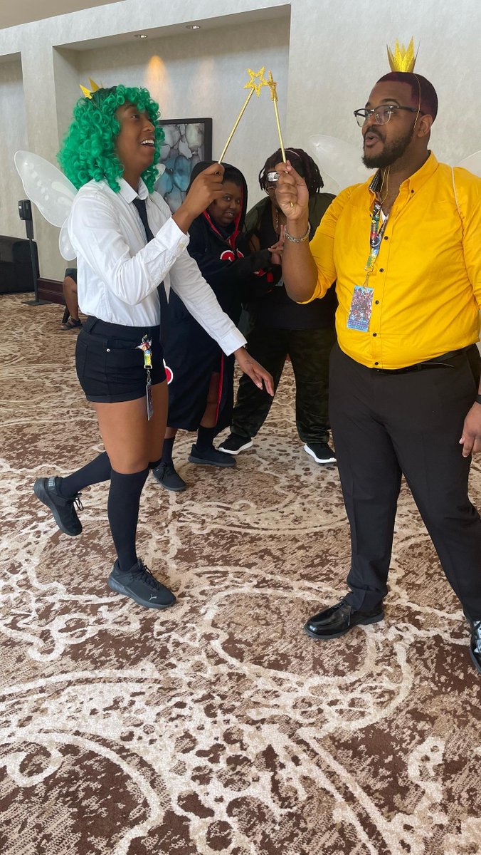 AnthonyMDobson's tweet photo. @dreamconvention was amazing!!! Had to show out with the Cosmo and Wanda!! 🧚🏿‍♂️👑 Shout out to the crew for great times and laughs! https://t.co/Znq2tGpVv0