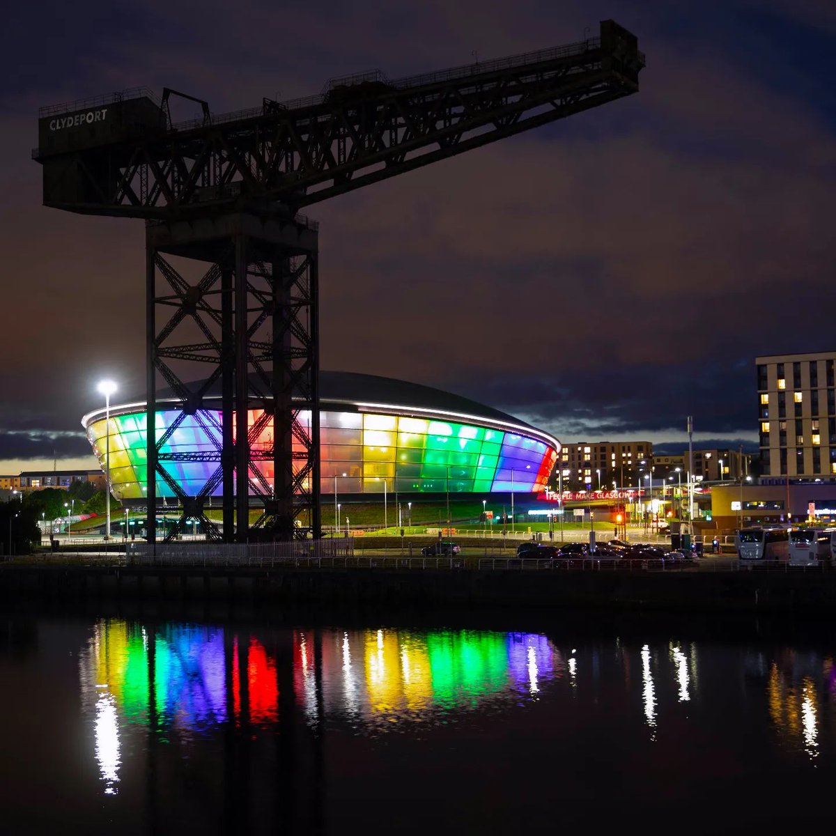 Glasgow's night sky has been given an extra splash of 🌈 this August! 📍OVO Hydro, Glasgow #GlasgowScotland2023 | #PowerOfTheBike