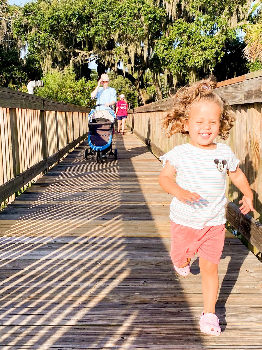 DanLeach1989's tweet photo. Did my first @parkrun away from @witneyparkrun … a lovely run in Florida. About 9 seconds slower than my pb! I had a little helper too, Start them early! https://t.co/ot4DIK4JbK