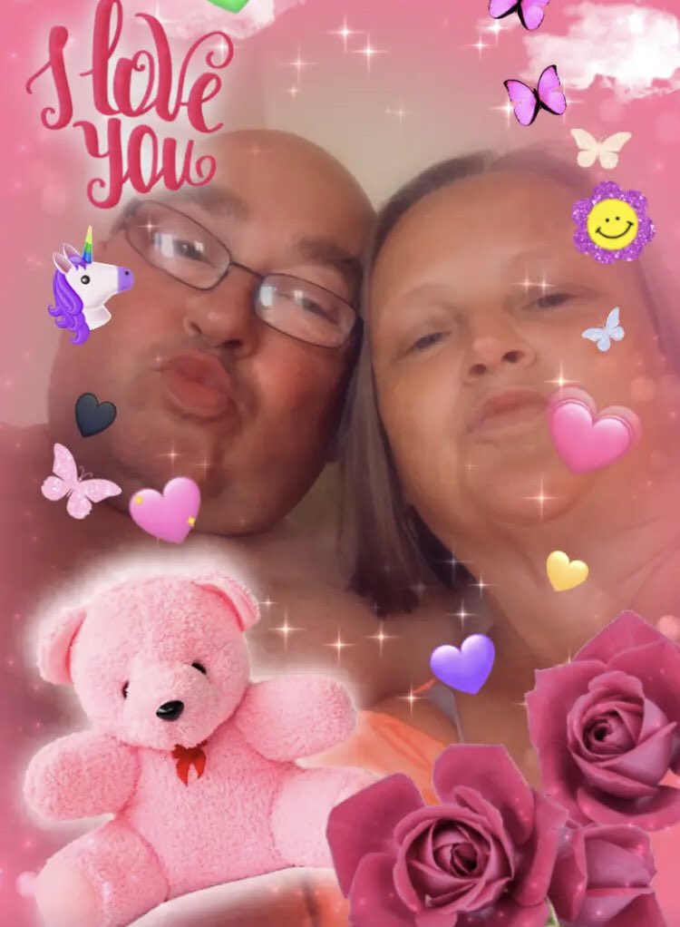 HopeGeckorp1's tweet photo. Ooc I’m engaged to my soulmate https://t.co/uallpLRK8V