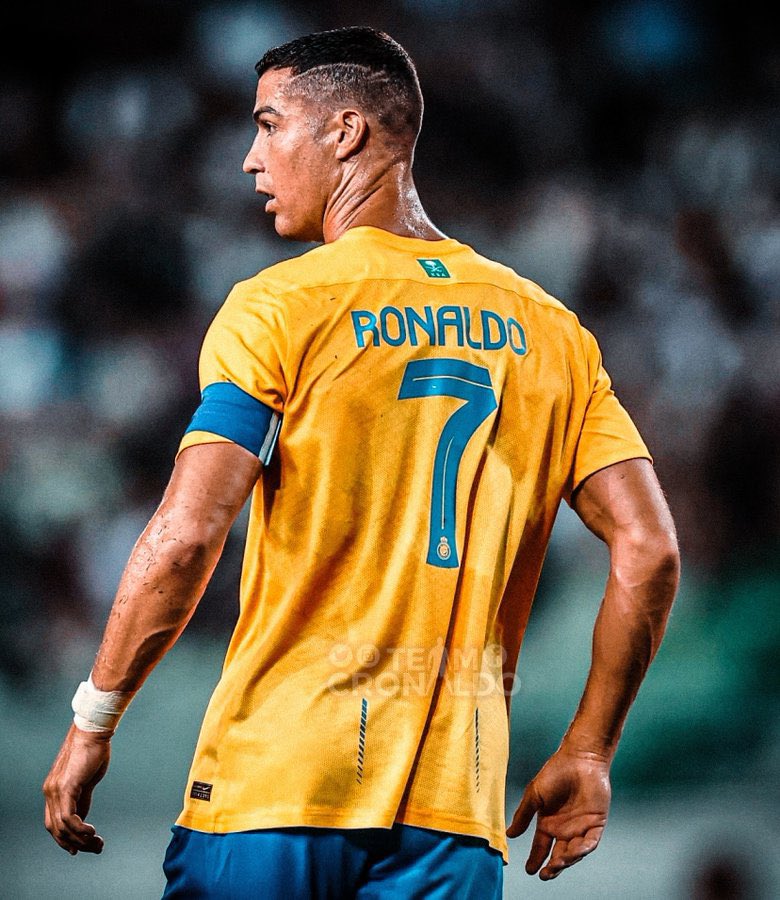 CFC_Janty's tweet photo. BREAKING: Cristiano Ronaldo now has the most headed goals in Football history. https://t.co/a21LxId0a2