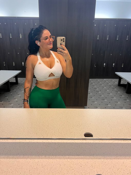 Vacation workout in Seattle :) https://t.co/jhojQVEXdW