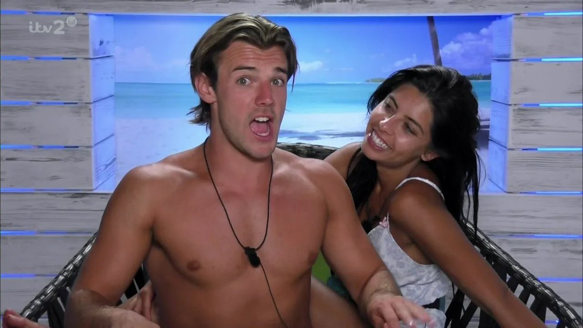KimH441's tweet photo. Still my all time favourite love island couple #loveIsland https://t.co/EmSMoDYczt